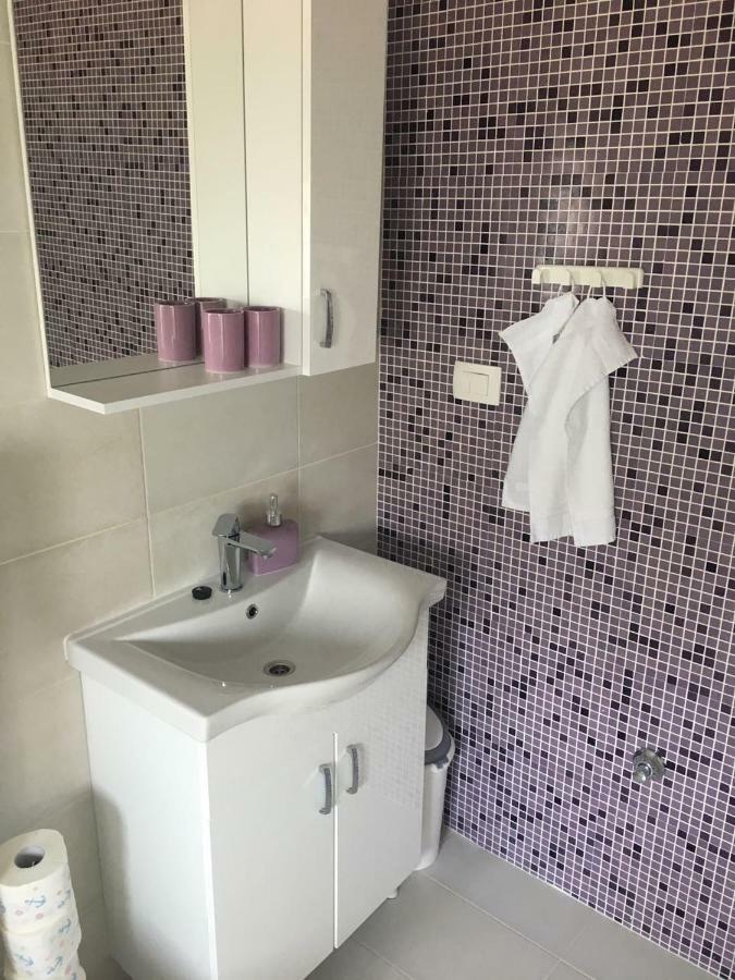 Apartments 4You Vir Zewnętrze zdjęcie