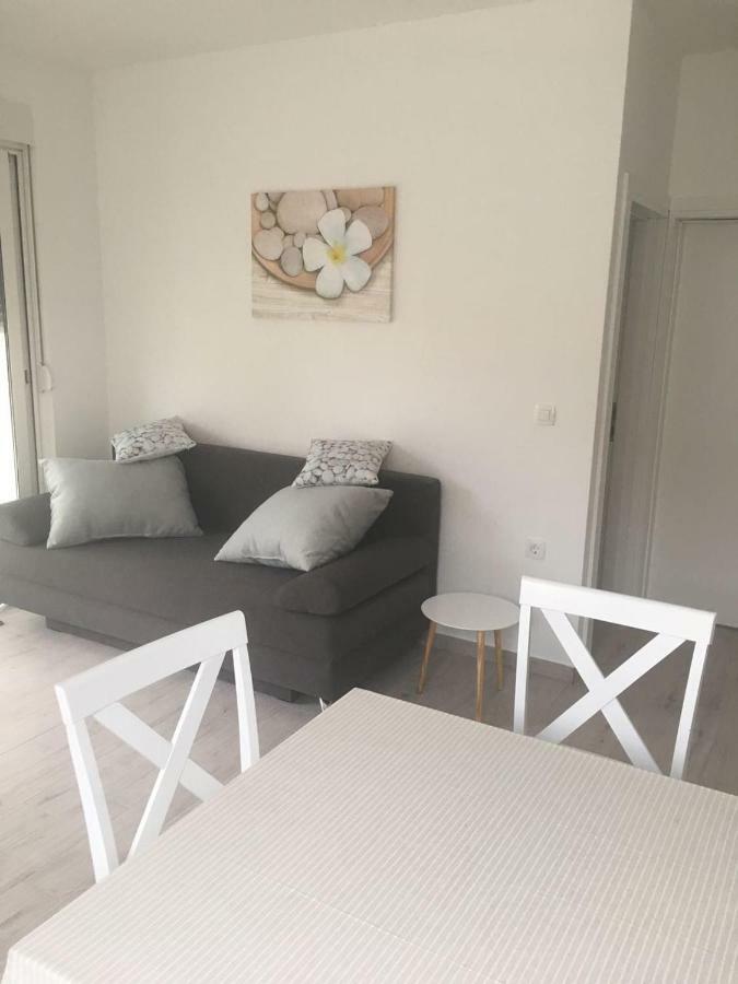 Apartments 4You Vir Zewnętrze zdjęcie